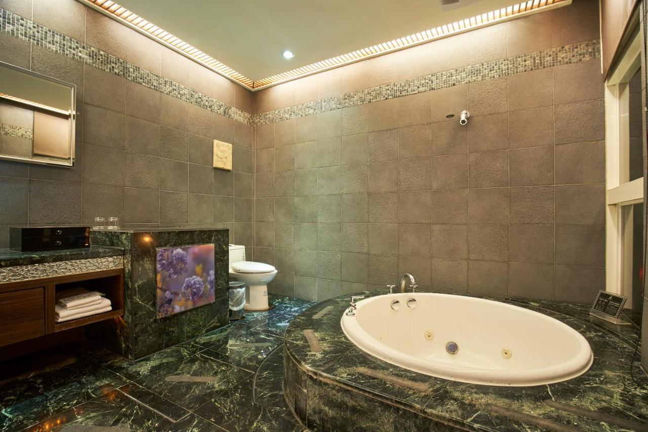 Dongfeng Motel Guishan Extérieur photo